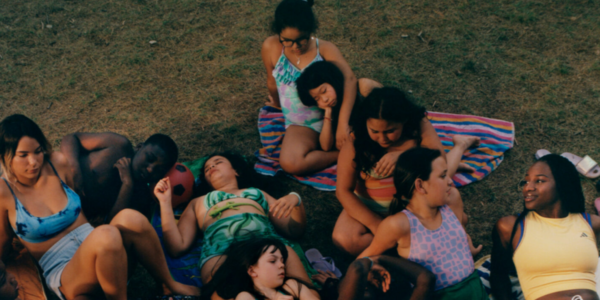 Ma frère – Samedi 7 février à 18h30 – Séance suivie d&rsquo;une rencontre avec Tiphaine Piriou, assistante mise en scène et coach d&rsquo;enfants comédiens –  12 ans et + bienvenus !